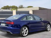 Usado Audi S6 450 CV (330 kW) 2015 Azul Berlina