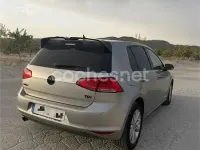 Usado VW Golf VII Advance 105 CV (77 kW) 2013 Gris / plata Berlina