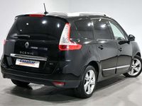 Usado Renault Grand Scénic III Dynamique 131 CV (96 kW) 2013 Negro Monovolumen