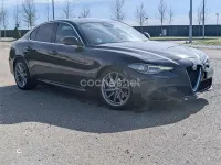 Usado Alfa Romeo Giulia Super 180 CV (132 kW) 2016 Negro Berlina