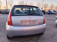 Usado Citroën C3 VTR Sport 90 CV (66 kW) 2005 Gris / plata Berlina