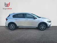 Usado Fiat Tipo Cross 101 CV (74 kW) 2022 Gris / plata Berlina