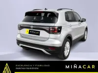 Usado VW T-Cross Advance 110 CV (80 kW) 2021 Gris SUV