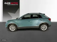Usado VW T-Roc Life 110 CV (80 kW) 2023 Azul SUV