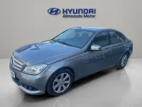 Usado Mercedes C200 136 CV (100 kW) 2012 Beige Berlina