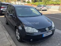 Usado VW Golf V Trendline 102 CV (75 kW) 2007 Negro Berlina
