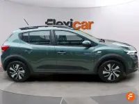 Usado Dacia Sandero Essentiel 101 CV (74 kW) 2025 Verde