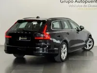 Käytetty Volvo V90 Momentum 197 HP (144 kW) 2021 Musta Farmari