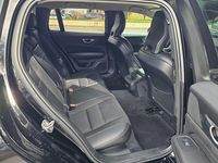 Usado Volvo V60 Momentum 190 CV (139 kW) 2020 Negro Familiar