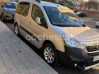 Usado Peugeot Partner Tepee Outdoor 100 CV (73 kW) 2016 Gris / plata Monovolumen