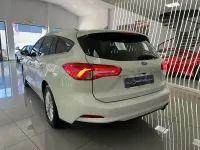 Usado Ford Focus Titanium 120 CV (88 kW) 2021 Blanco Familiar