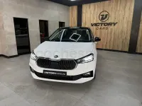Usado Skoda Fabia 95 CV (69 kW) 2024 Blanco Utilitario