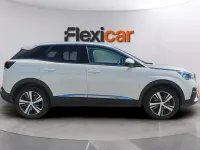 Usado Peugeot 3008 Active 131 CV (96 kW) 2018 Blanco SUV