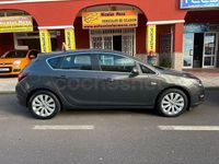 Usado Opel Astra Excellence 140 CV (102 kW) 2016 Beige Berlina