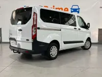 Usado Ford Transit Custom Trend 131 CV (96 kW) 2018 Blanco Familiar