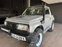 Usado Suzuki Vitara 81 CV (59 kW) 1990 Gris / plata Familiar