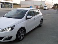 Usado Peugeot 308 Allure 115 CV (84 kW) 2015 Blanco Berlina