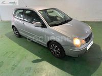 Usado VW Polo Match 65 CV (47 kW) 2004 Gris / plata Berlina
