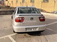 Usado Seat Cordoba Stella 68 CV (50 kW) 2001 Gris / plata Berlina