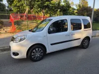 Usado Renault Kangoo Expression 90 CV (66 kW) 2015 Blanco Monovolumen