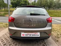 Usado Seat Ibiza Style 75 CV (55 kW) 2015 Gris / plata Berlina