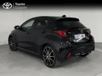 Usado Toyota Yaris Hybrid Sport 131 CV (96 kW) 2025 Negro azabache Berlina
