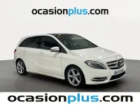 Usado Mercedes B180 109 CV (80 kW) 2014 Blanco Monovolumen