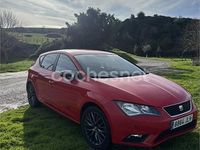 Usado Seat Leon CONNECT 110 CV (80 kW) 2016 Rojo Berlina
