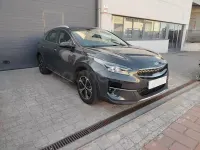 Usado Kia XCeed 141 CV (103 kW) 2021 Gris / plata SUV