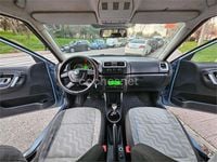 Usado Skoda Fabia Active 60 CV (44 kW) 2010 Azul Berlina