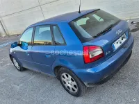 Usado Audi A3 Ambiente 110 CV (80 kW) 2002 Azul Utilitario