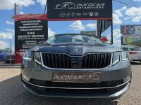 Usado Skoda Octavia Style 150 CV (110 kW) 2020 Gris / plata Familiar