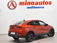 Usado Renault Arkana RS Line 145 CV (106 kW) 2023 Rojo SUV