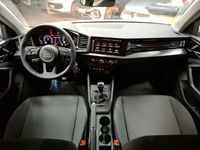 Usado Audi A1 Sportback 95 CV (69 kW) 2025 Gris flecha efecto perla Utilitario