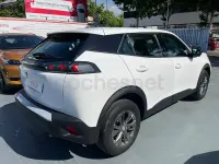 Usado Peugeot 2008 Active 100 CV (73 kW) 2022 Blanco SUV