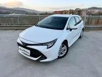 Usado Toyota Corolla Style 122 CV (89 kW) 2022 Blanco Familiar