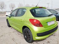Usado Peugeot 207 90 CV (66 kW) 2007 Verde Berlina