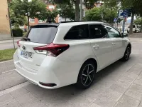 Usado Toyota Auris Touring Sports Edition 136 CV (100 kW) 2018 Blanco Familiar