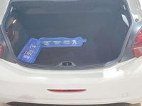 Usado Peugeot 208 Access 68 CV (50 kW) 2016 Blanco Utilitario