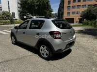 Usado Dacia Sandero Stepway 90 CV (66 kW) 2015 Gris / plata Berlina