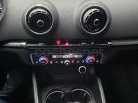 Usado Audi A3 S-Line 131 CV (96 kW) 2019 Gris / plata Berlina
