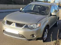 Usado Mitsubishi Outlander Intense 140 CV (102 kW) 2007 Plateado SUV