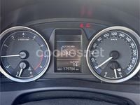 Usado Toyota Auris Active 132 CV (97 kW) 2013 Azul Berlina