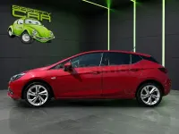 Usado Opel Astra Elegance 122 CV (89 kW) 2020 Rojo Berlina