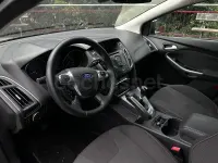 Usado Ford Focus Titanium 115 CV (84 kW) 2012 Gris / plata Berlina