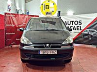 Usado Peugeot 807 170 CV (125 kW) 2007 Negro Monovolumen