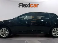 Usado Seat Leon Style 110 CV (80 kW) 2018 Negro Berlina