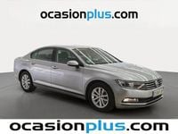 Usado VW Passat Edition 120 CV (88 kW) 2018 Gris plata Berlina