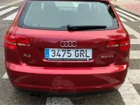 Usado Audi A3 Sportback Ambiente 140 CV (102 kW) 2009 Granate Utilitario
