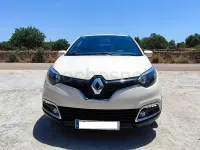 Usado Renault Captur Intens 90 CV (66 kW) 2014 Beige SUV
